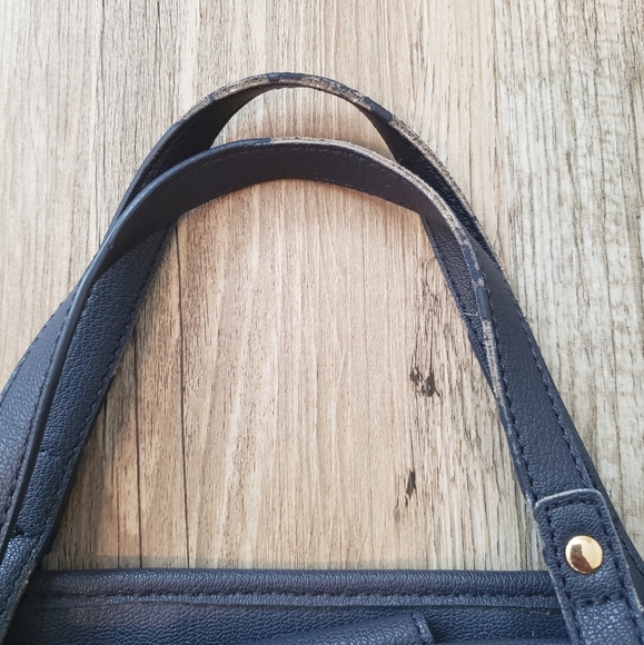 Tommy Hilfiger Purse - Picture 3 of 5